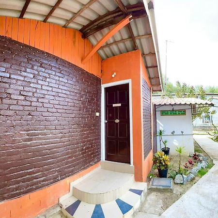 Dgeting Beach Resort Tumpat Экстерьер фото