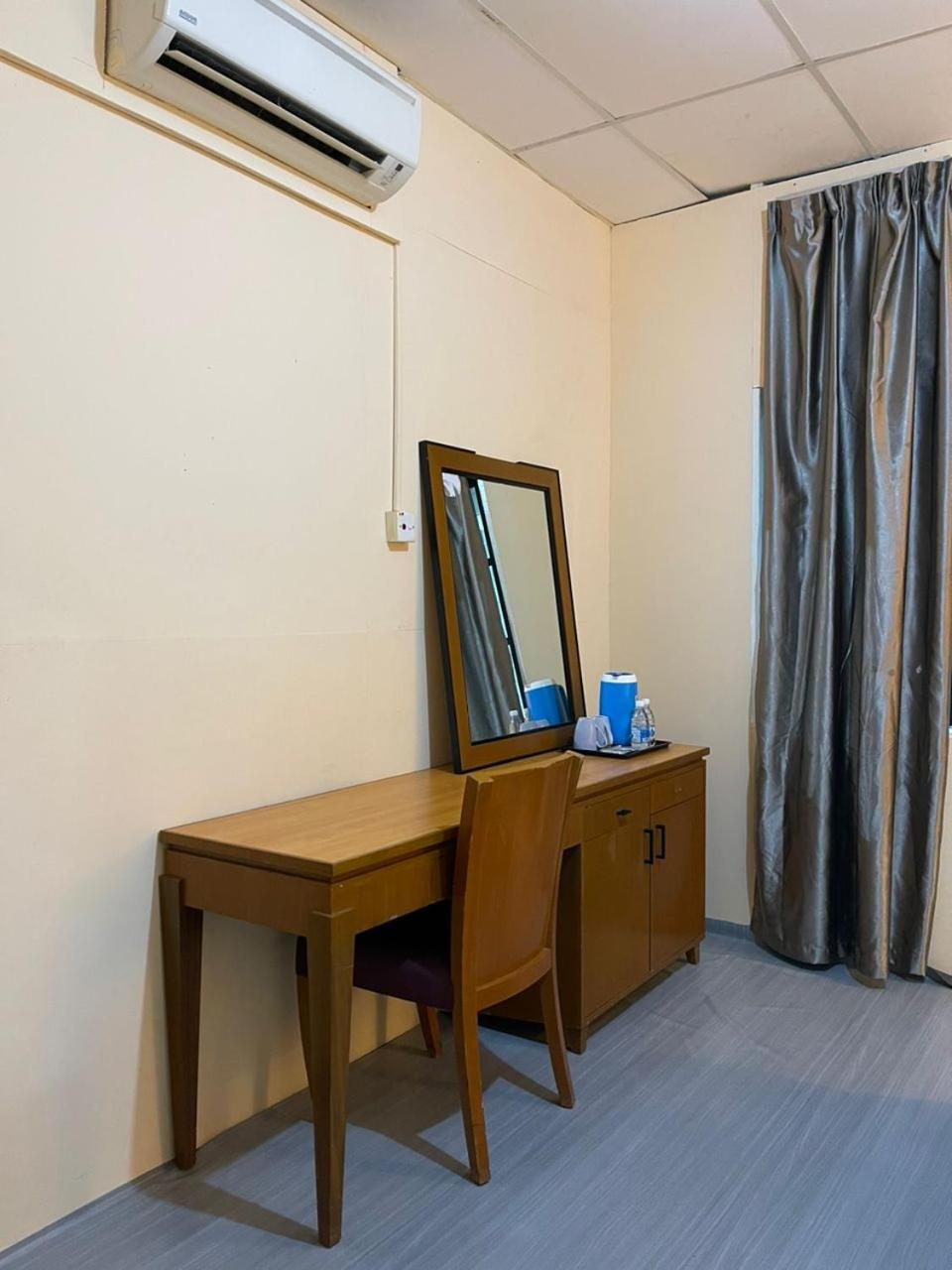Dgeting Beach Resort Tumpat Экстерьер фото