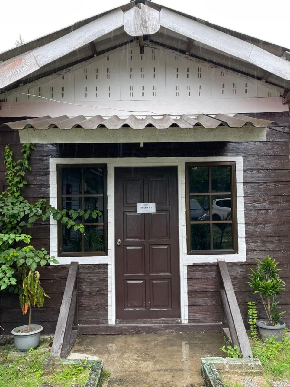 Dgeting Beach Resort Tumpat Экстерьер фото