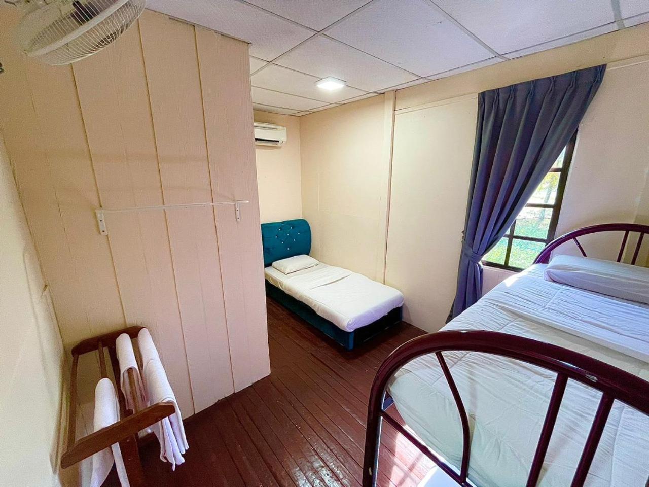 Dgeting Beach Resort Tumpat Экстерьер фото