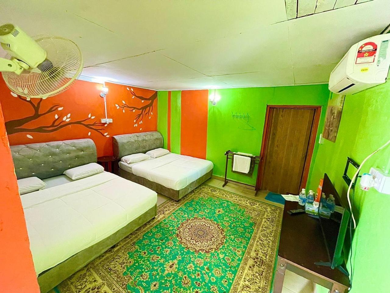 Dgeting Beach Resort Tumpat Экстерьер фото